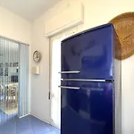 Carrer Μπιμπιόνε