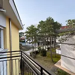 Carrer * Μπιμπιόνε