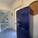 Carrer Μπιμπιόνε