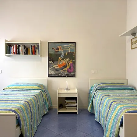 Carrer Apartment *
