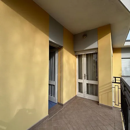 Carrer Apartment