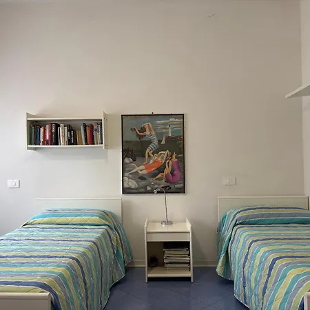 Carrer דירה ביביונה