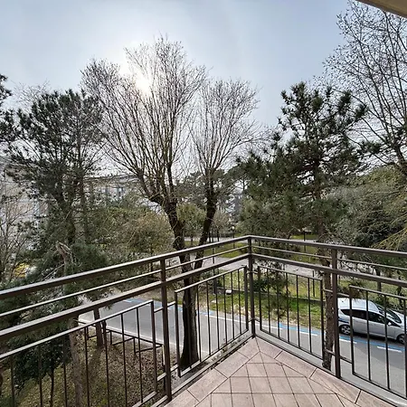 Apartment Carrer *